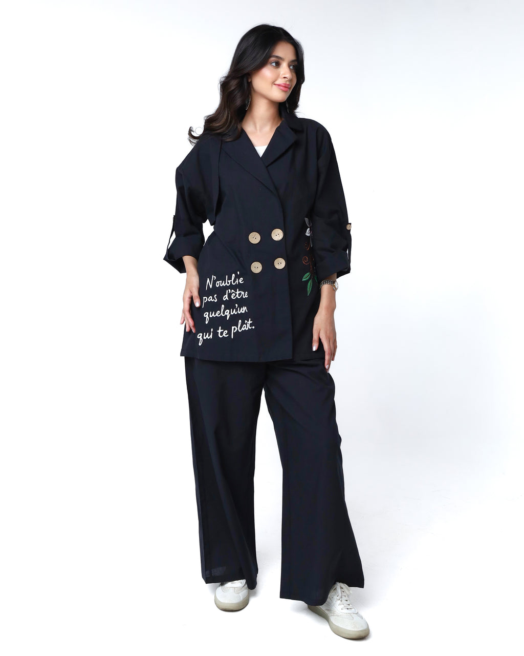 Embroidery-Black-Set