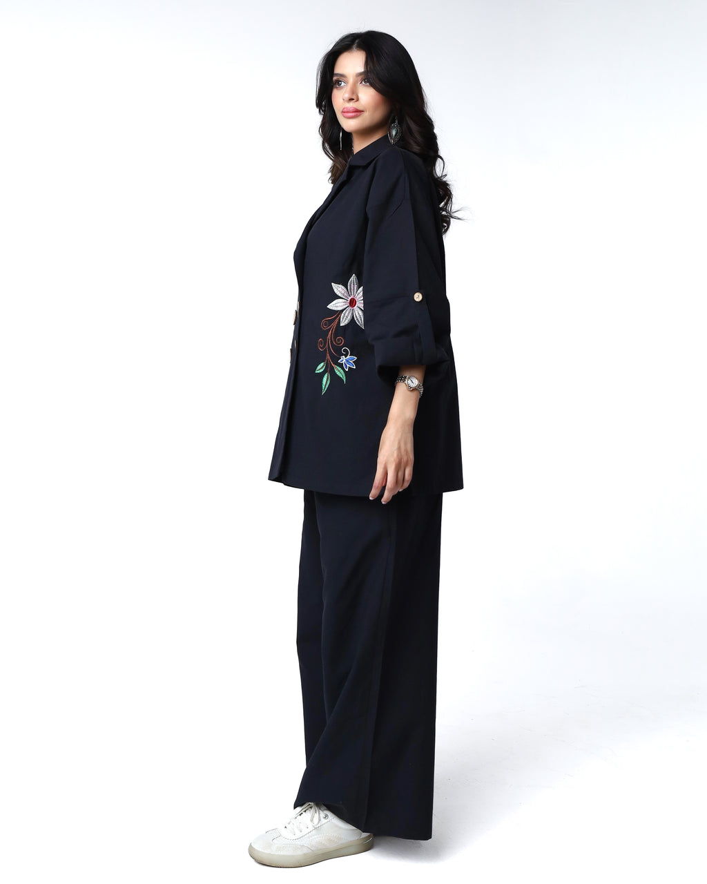 Embroidery-Black-Set