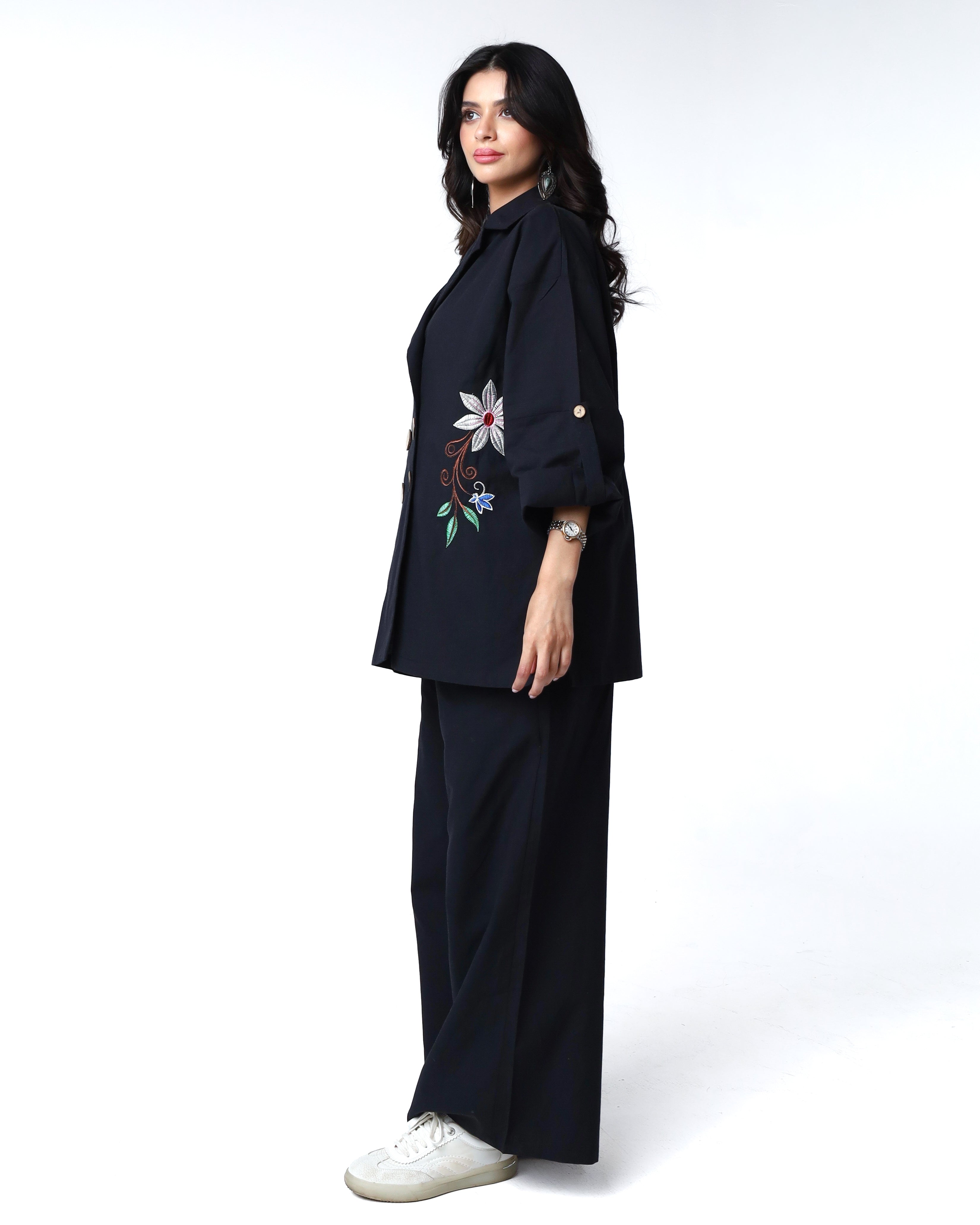 Embroidery-Black-Set